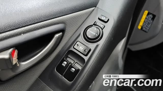 2021 Hyundai The New Grand Starex Van 3-Seater Sold VIN KMFWBX7KAMU198882 – rear exterior 2021 Hyundai The New Grand Starex Van 3-Seater Sold VIN KMFWBX7KAMU198882 – rear exterior