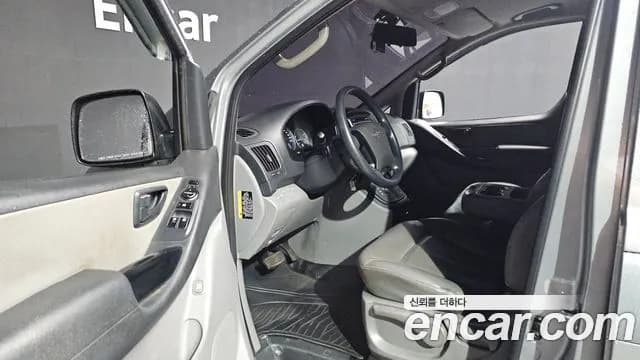 2017 Hyundai Grand Starex 3-Seater VAN Sold VIN KMFWBX7KBHU921238 – photo 18 2017 Hyundai Grand Starex 3-Seater VAN Sold VIN KMFWBX7KBHU921238 – photo 18