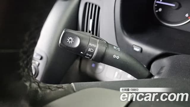 2017 Hyundai Grand Starex 5-Seater VAN Sold VIN KMFWBX7KBHU923684 – dashboard 2017 Hyundai Grand Starex 5-Seater VAN Sold VIN KMFWBX7KBHU923684 – dashboard