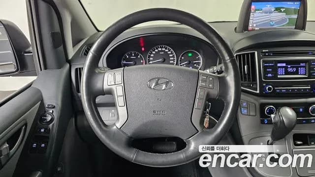 2017 Hyundai Grand Starex 5-Seater VAN Sold VIN KMFWBX7KBHU923684 – photo 26 2017 Hyundai Grand Starex 5-Seater VAN Sold VIN KMFWBX7KBHU923684 – photo 26