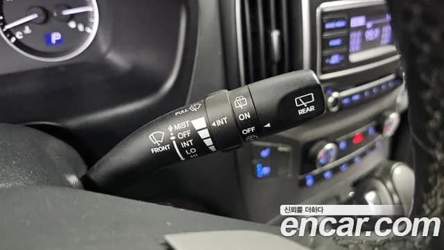 2017 Hyundai Grand Starex 5-Seater VAN Sold VIN KMFWBX7KBHU923684 – photo 28 2017 Hyundai Grand Starex 5-Seater VAN Sold VIN KMFWBX7KBHU923684 – photo 28