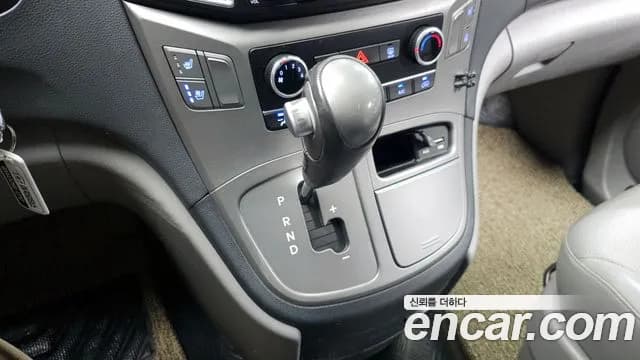 2018 Hyundai Grand Starex 5-Seater VAN Sold VIN KMFWBX7KBJU925493 – photo 19 2018 Hyundai Grand Starex 5-Seater VAN Sold VIN KMFWBX7KBJU925493 – photo 19