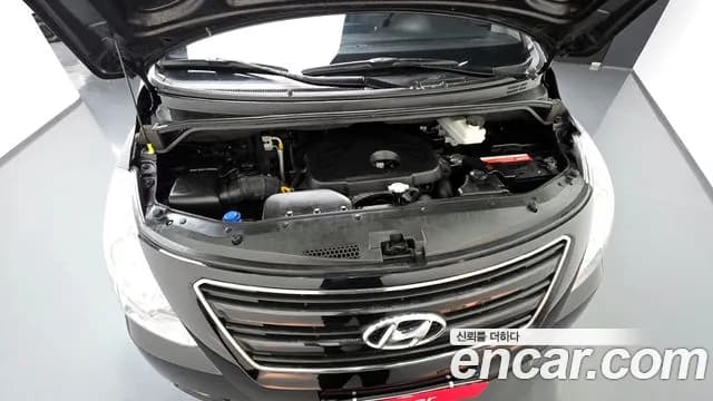 2018 Hyundai Grand Starex 3-Seater VAN Sold VIN KMFWBX7KBJU926195 – photo 16 2018 Hyundai Grand Starex 3-Seater VAN Sold VIN KMFWBX7KBJU926195 – photo 16