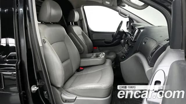 2018 Hyundai Grand Starex 3-Seater VAN Sold VIN KMFWBX7KBJU926195 – photo 20 2018 Hyundai Grand Starex 3-Seater VAN Sold VIN KMFWBX7KBJU926195 – photo 20