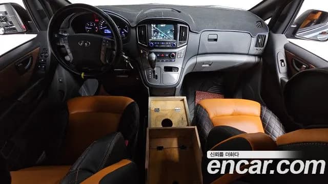 2018 Hyundai Grand Starex 5-Seater VAN Sold VIN KMFWBX7KBJU927806 – interior seats 2018 Hyundai Grand Starex 5-Seater VAN Sold VIN KMFWBX7KBJU927806 – interior seats