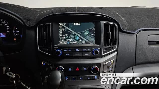 2018 Hyundai Grand Starex 5-Seater VAN Sold VIN KMFWBX7KBJU927806 – engine bay 2018 Hyundai Grand Starex 5-Seater VAN Sold VIN KMFWBX7KBJU927806 – engine bay