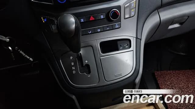 2018 Hyundai Grand Starex 5-Seater VAN Sold VIN KMFWBX7KBJU927806 – photo 17 2018 Hyundai Grand Starex 5-Seater VAN Sold VIN KMFWBX7KBJU927806 – photo 17