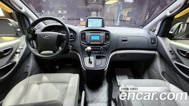 2018 Hyundai Grand Starex 5-Seater VAN Sold VIN KMFWBX7KBJU927884 – photo 11 2018 Hyundai Grand Starex 5-Seater VAN Sold VIN KMFWBX7KBJU927884 – photo 11
