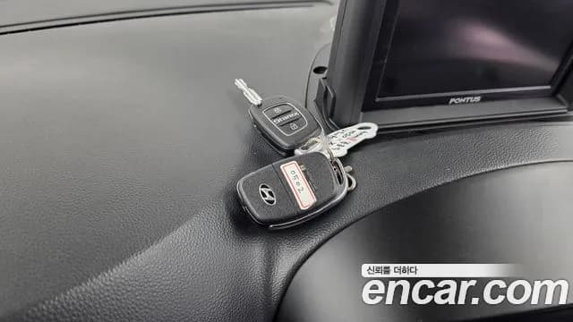 2018 Hyundai Grand Starex 5-Seater VAN Sold VIN KMFWBX7KBJU929766 – side profile 2018 Hyundai Grand Starex 5-Seater VAN Sold VIN KMFWBX7KBJU929766 – side profile