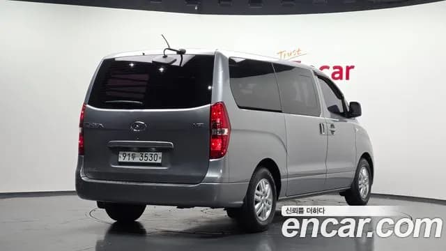 2018 Hyundai Grand Starex 5-Seater VAN Sold VIN KMFWBX7KBJU949826 – front exterior 2018 Hyundai Grand Starex 5-Seater VAN Sold VIN KMFWBX7KBJU949826 – front exterior