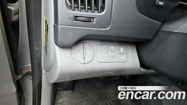 2018 Hyundai Grand Starex 5-Seater VAN Sold VIN KMFWBX7KBJU949985 – photo 13 2018 Hyundai Grand Starex 5-Seater VAN Sold VIN KMFWBX7KBJU949985 – photo 13