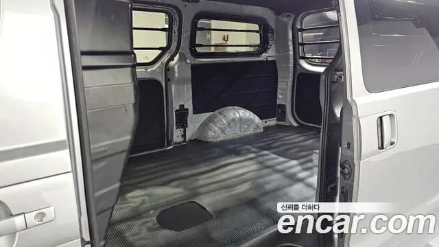2018 Hyundai Grand Starex 3-Seater VAN Sold VIN KMFWBX7KBJU956996 – side profile 2018 Hyundai Grand Starex 3-Seater VAN Sold VIN KMFWBX7KBJU956996 – side profile