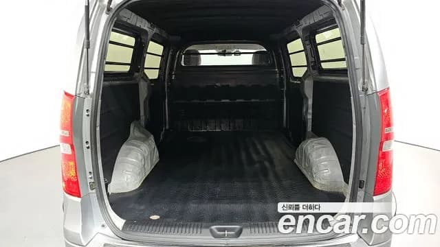 2018 Hyundai Grand Starex 3-Seater VAN Sold VIN KMFWBX7KBJU956996 – photo 18 2018 Hyundai Grand Starex 3-Seater VAN Sold VIN KMFWBX7KBJU956996 – photo 18