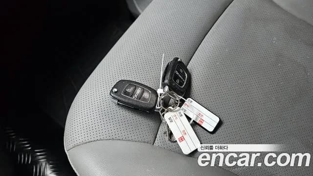 2018 Hyundai Grand Starex 5-Seater VAN Sold VIN KMFWBX7KBJU962633 – photo 12 2018 Hyundai Grand Starex 5-Seater VAN Sold VIN KMFWBX7KBJU962633 – photo 12