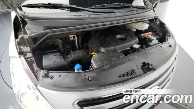 2018 Hyundai Grand Starex 5-Seater VAN Sold VIN KMFWBX7KBJU963083 – rear exterior 2018 Hyundai Grand Starex 5-Seater VAN Sold VIN KMFWBX7KBJU963083 – rear exterior