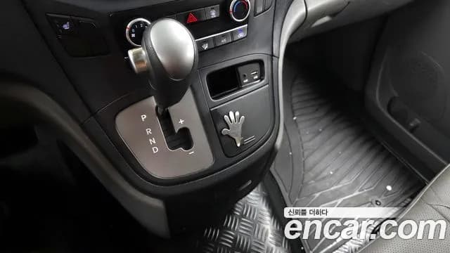 2018 Hyundai Grand Starex 3-Seater VAN Sold VIN KMFWBX7KBJU963329 – photo 16 2018 Hyundai Grand Starex 3-Seater VAN Sold VIN KMFWBX7KBJU963329 – photo 16