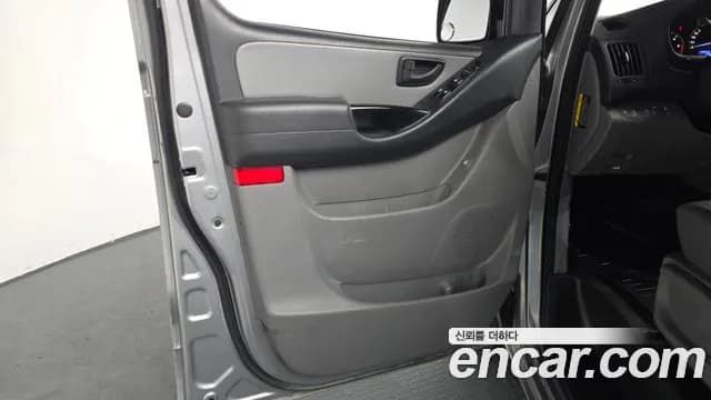 2018 Hyundai The New Grand Starex Van 5-Seater Sold VIN KMFWBX7KBJU974769 – odometer reading 2018 Hyundai The New Grand Starex Van 5-Seater Sold VIN KMFWBX7KBJU974769 – odometer reading