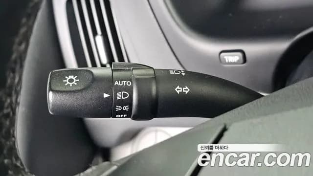 2018 Hyundai The New Grand Starex Van 5-Seater Sold VIN KMFWBX7KBJU975580 – side profile 2018 Hyundai The New Grand Starex Van 5-Seater Sold VIN KMFWBX7KBJU975580 – side profile