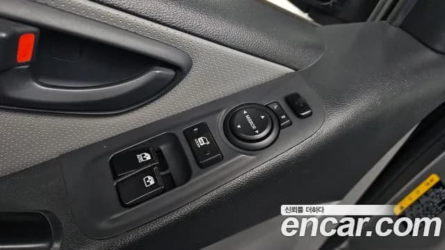 2018 Hyundai The New Grand Starex Van 5-Seater Sold VIN KMFWBX7KBJU975580 – photo 19 2018 Hyundai The New Grand Starex Van 5-Seater Sold VIN KMFWBX7KBJU975580 – photo 19