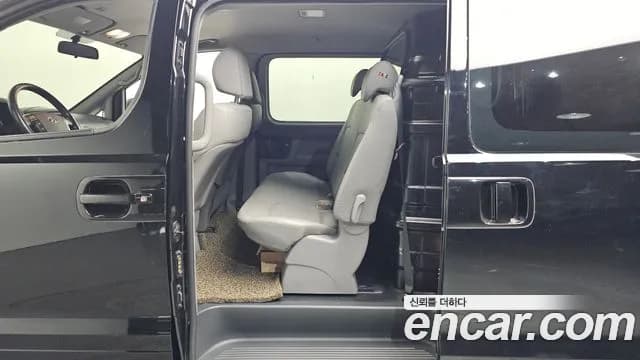 2018 Hyundai The New Grand Starex Van 5-Seater Sold VIN KMFWBX7KBJU975580 – photo 20 2018 Hyundai The New Grand Starex Van 5-Seater Sold VIN KMFWBX7KBJU975580 – photo 20