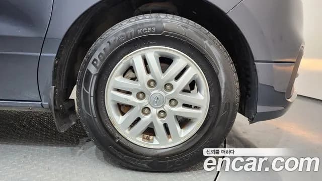 2018 Hyundai The New Grand Starex Van 5-Seater Sold VIN KMFWBX7KBJU981710 – interior seats 2018 Hyundai The New Grand Starex Van 5-Seater Sold VIN KMFWBX7KBJU981710 – interior seats