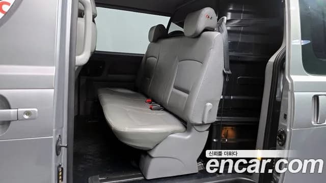 2018 Hyundai The New Grand Starex Van 5-Seater Sold VIN KMFWBX7KBJU991295 – engine bay 2018 Hyundai The New Grand Starex Van 5-Seater Sold VIN KMFWBX7KBJU991295 – engine bay