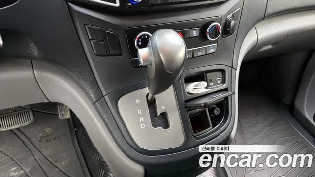 2019 Hyundai The New Grand Starex Van 3-Seater Sold VIN KMFWBX7KBKU009245 – front exterior 2019 Hyundai The New Grand Starex Van 3-Seater Sold VIN KMFWBX7KBKU009245 – front exterior