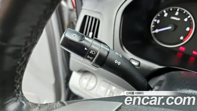 2019 Hyundai The New Grand Starex Van 5-Seater Sold VIN KMFWBX7KBKU019176 – photo 14 2019 Hyundai The New Grand Starex Van 5-Seater Sold VIN KMFWBX7KBKU019176 – photo 14