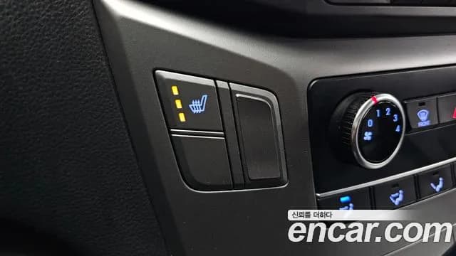 2019 Hyundai The New Grand Starex Van 3-Seater Sold VIN KMFWBX7KBKU025012 – photo 12 2019 Hyundai The New Grand Starex Van 3-Seater Sold VIN KMFWBX7KBKU025012 – photo 12