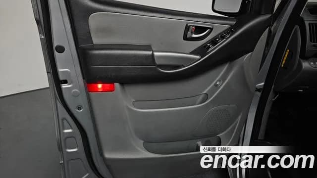 2019 Hyundai The New Grand Starex Van 3-Seater Sold VIN KMFWBX7KBKU025012 – photo 18 2019 Hyundai The New Grand Starex Van 3-Seater Sold VIN KMFWBX7KBKU025012 – photo 18