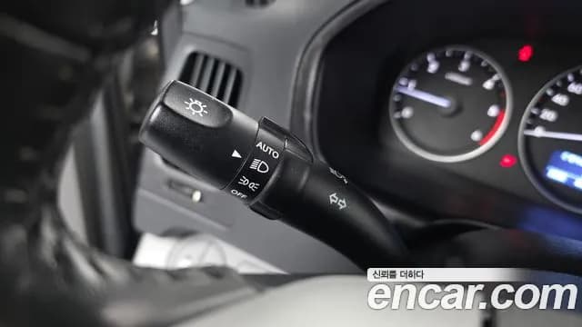 2019 Hyundai The New Grand Starex Van 3-Seater Sold VIN KMFWBX7KBKU051583 – photo 11 2019 Hyundai The New Grand Starex Van 3-Seater Sold VIN KMFWBX7KBKU051583 – photo 11