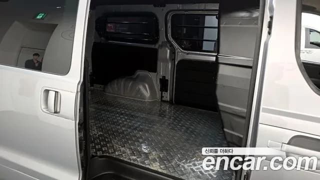 2019 Hyundai The New Grand Starex Van 3-Seater Sold VIN KMFWBX7KBKU052294 – rear exterior 2019 Hyundai The New Grand Starex Van 3-Seater Sold VIN KMFWBX7KBKU052294 – rear exterior