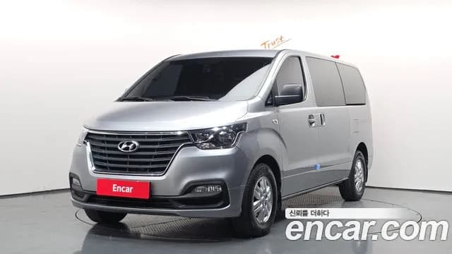 2019 Hyundai The New Grand Starex Van 3-Seater Sold VIN KMFWBX7KBKU052294 – interior seats 2019 Hyundai The New Grand Starex Van 3-Seater Sold VIN KMFWBX7KBKU052294 – interior seats