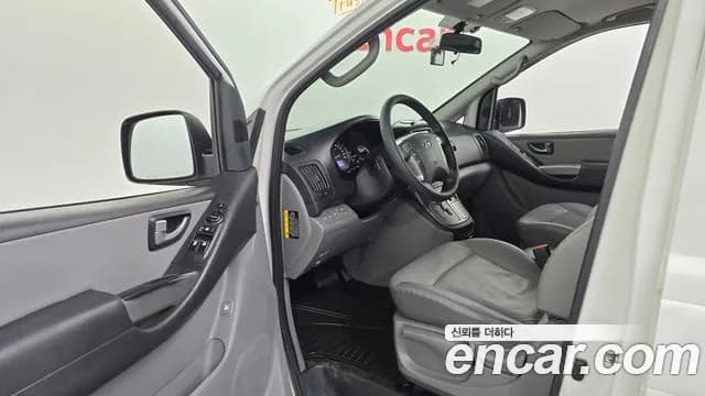 2019 Hyundai The New Grand Starex Van 5-Seater Sold VIN KMFWBX7KBKU071011 – side profile 2019 Hyundai The New Grand Starex Van 5-Seater Sold VIN KMFWBX7KBKU071011 – side profile