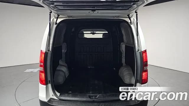2019 Hyundai The New Grand Starex Van 5-Seater Sold VIN KMFWBX7KBKU071944 – front exterior 2019 Hyundai The New Grand Starex Van 5-Seater Sold VIN KMFWBX7KBKU071944 – front exterior