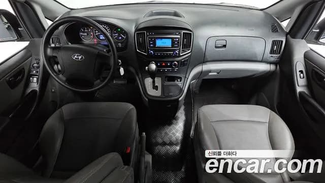 2019 Hyundai The New Grand Starex Van 5-Seater Sold VIN KMFWBX7KBKU071944 – exterior detail 2019 Hyundai The New Grand Starex Van 5-Seater Sold VIN KMFWBX7KBKU071944 – exterior detail