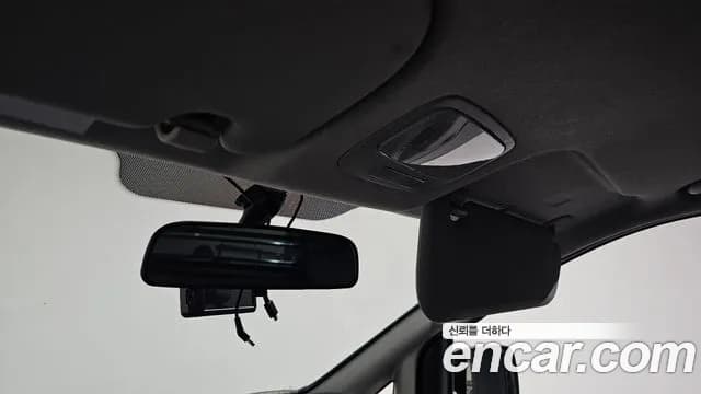 2019 Hyundai The New Grand Starex Van 5-Seater Sold VIN KMFWBX7KBKU071944 – photo 17 2019 Hyundai The New Grand Starex Van 5-Seater Sold VIN KMFWBX7KBKU071944 – photo 17