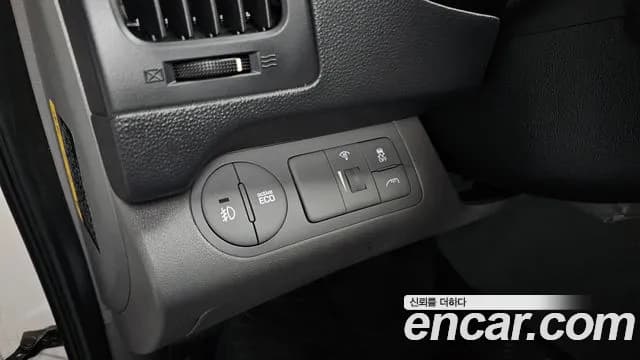 2019 Hyundai The New Grand Starex Van 5-Seater Sold VIN KMFWBX7KBKU071944 – photo 18 2019 Hyundai The New Grand Starex Van 5-Seater Sold VIN KMFWBX7KBKU071944 – photo 18