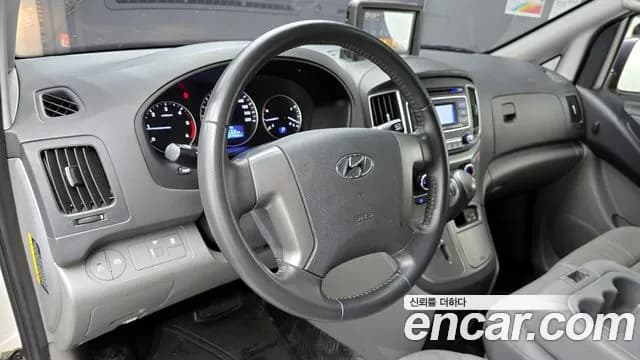 2019 Hyundai The New Grand Starex Van 3-Seater Sold VIN KMFWBX7KBKU076899 – undercarriage 2019 Hyundai The New Grand Starex Van 3-Seater Sold VIN KMFWBX7KBKU076899 – undercarriage
