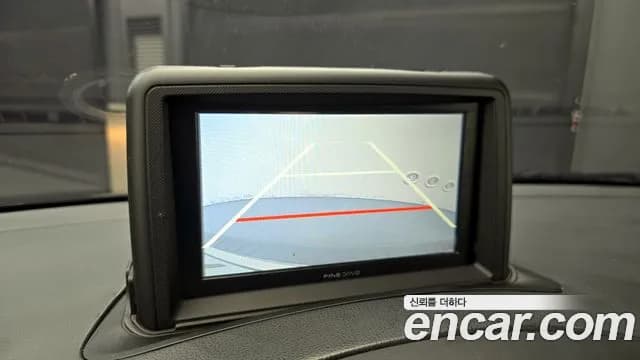 2019 Hyundai The New Grand Starex Van 3-Seater Sold VIN KMFWBX7KBKU076899 – photo 18 2019 Hyundai The New Grand Starex Van 3-Seater Sold VIN KMFWBX7KBKU076899 – photo 18