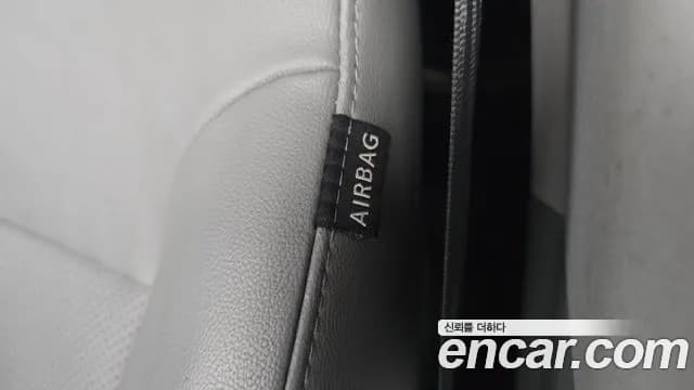 2019 Hyundai The New Grand Starex Van 3-Seater Sold VIN KMFWBX7KBKU088509 – photo 17 2019 Hyundai The New Grand Starex Van 3-Seater Sold VIN KMFWBX7KBKU088509 – photo 17
