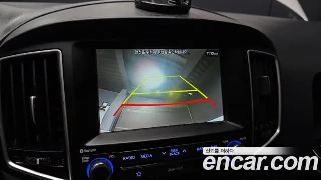 2019 Hyundai The New Grand Starex Van 3-Seater Sold VIN KMFWBX7KBKU089060 – rear exterior 2019 Hyundai The New Grand Starex Van 3-Seater Sold VIN KMFWBX7KBKU089060 – rear exterior