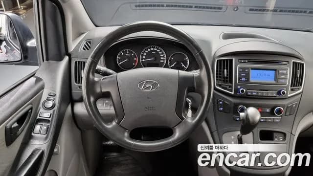 2019 Hyundai The New Grand Starex Van 5-Seater Sold VIN KMFWBX7KBKU091734 – interior seats 2019 Hyundai The New Grand Starex Van 5-Seater Sold VIN KMFWBX7KBKU091734 – interior seats