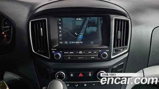 2019 Hyundai The New Grand Starex Van 3-Seater Sold VIN KMFWBX7KBKU093593 – trunk area 2019 Hyundai The New Grand Starex Van 3-Seater Sold VIN KMFWBX7KBKU093593 – trunk area