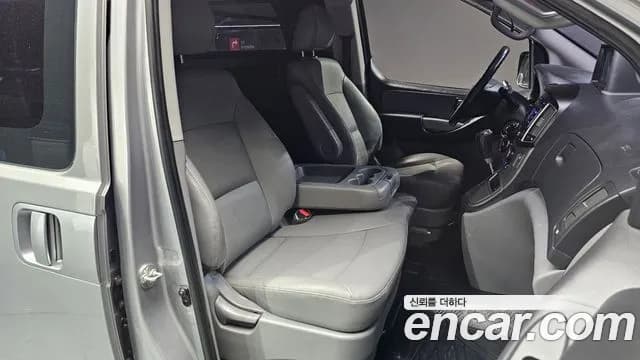 2019 Hyundai The New Grand Starex Van 3-Seater Sold VIN KMFWBX7KBKU095383 – photo 18 2019 Hyundai The New Grand Starex Van 3-Seater Sold VIN KMFWBX7KBKU095383 – photo 18