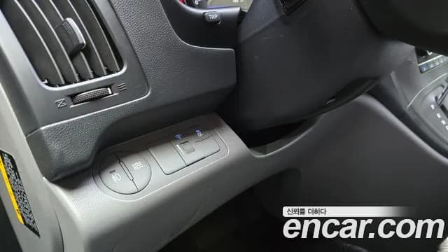 2019 Hyundai The New Grand Starex Van 3-Seater Sold VIN KMFWBX7KBKU096389 – photo 20 2019 Hyundai The New Grand Starex Van 3-Seater Sold VIN KMFWBX7KBKU096389 – photo 20