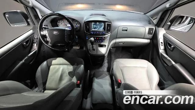 2019 Hyundai The New Grand Starex Van 5-Seater Sold VIN KMFWBX7KBKU992967 – interior seats 2019 Hyundai The New Grand Starex Van 5-Seater Sold VIN KMFWBX7KBKU992967 – interior seats