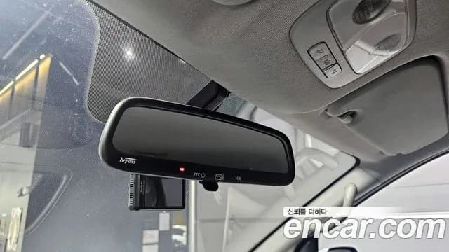 2019 Hyundai The New Grand Starex Van 5-Seater Sold VIN KMFWBX7KBKU994307 – photo 18 2019 Hyundai The New Grand Starex Van 5-Seater Sold VIN KMFWBX7KBKU994307 – photo 18