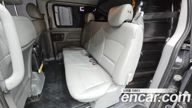 2019 Hyundai The New Grand Starex Van 5-Seater Sold VIN KMFWBX7KBKU998805 – front exterior 2019 Hyundai The New Grand Starex Van 5-Seater Sold VIN KMFWBX7KBKU998805 – front exterior