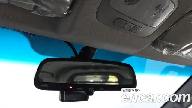 2020 Hyundai The New Grand Starex Van 5-Seater Sold VIN KMFWBX7KBLU117192 – undercarriage 2020 Hyundai The New Grand Starex Van 5-Seater Sold VIN KMFWBX7KBLU117192 – undercarriage